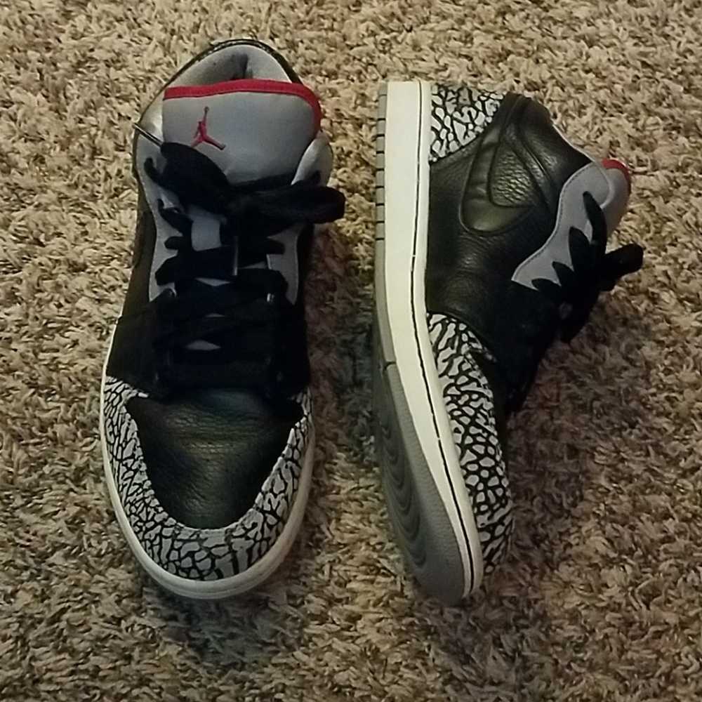 Air Jordan 1 Phat Low